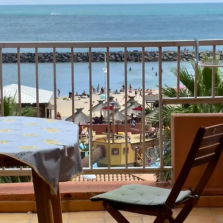 Apartment Front De Le Mole